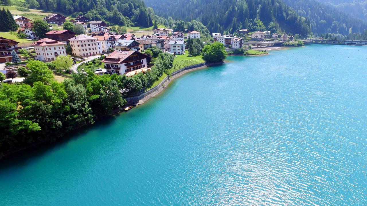 Albergo Meublè Victoria Auronzo di Cadore Exterior foto